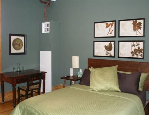 בונוויל Hotel Frederick מראה חיצוני תמונה