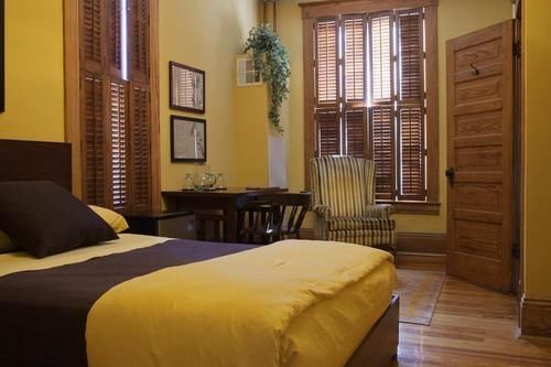 בונוויל Hotel Frederick מראה חיצוני תמונה